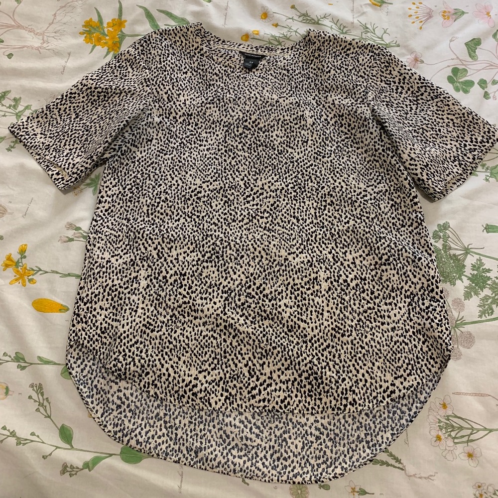 Club Monaco modern leopard top
